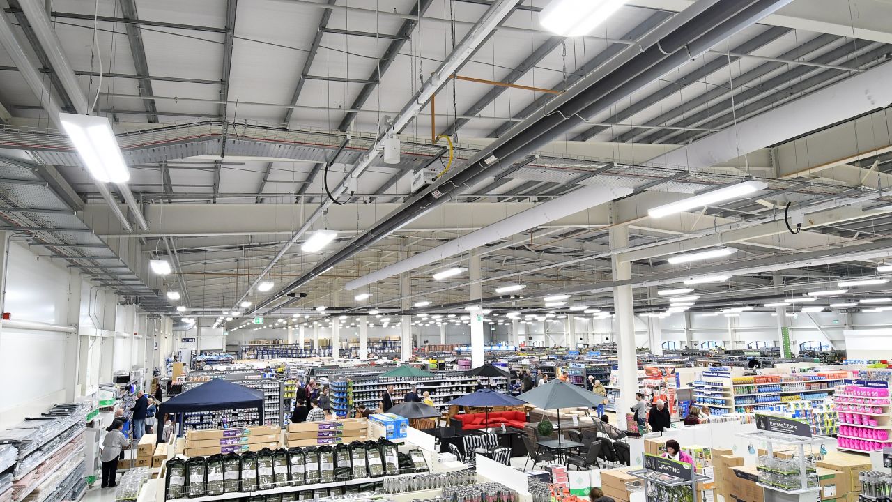 Trago Mills, A warm welcome for shoppers